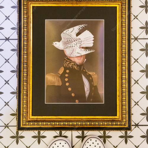 Czarna ze złotym ornamentem - 6