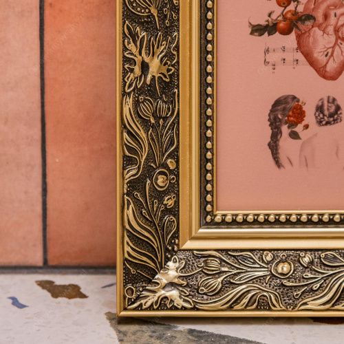 Bogato zdobiona złota ramka makówka - 4