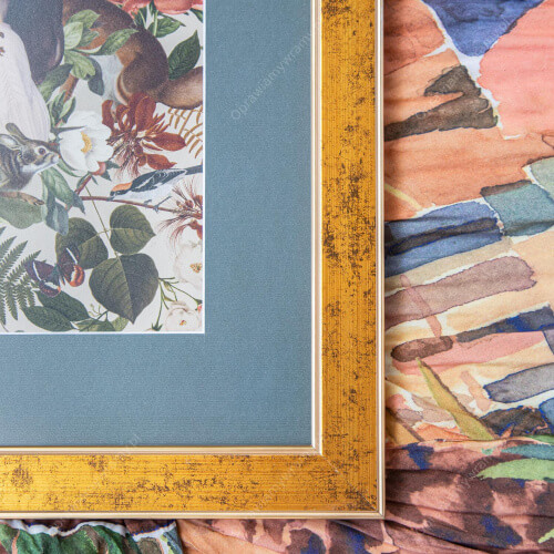 OPRAWIONY KOLAŻ OLI MORAWIAK W RAMIE - 4